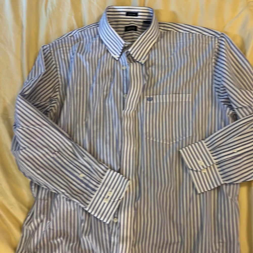 Izod XL long sleeve button collar shirt